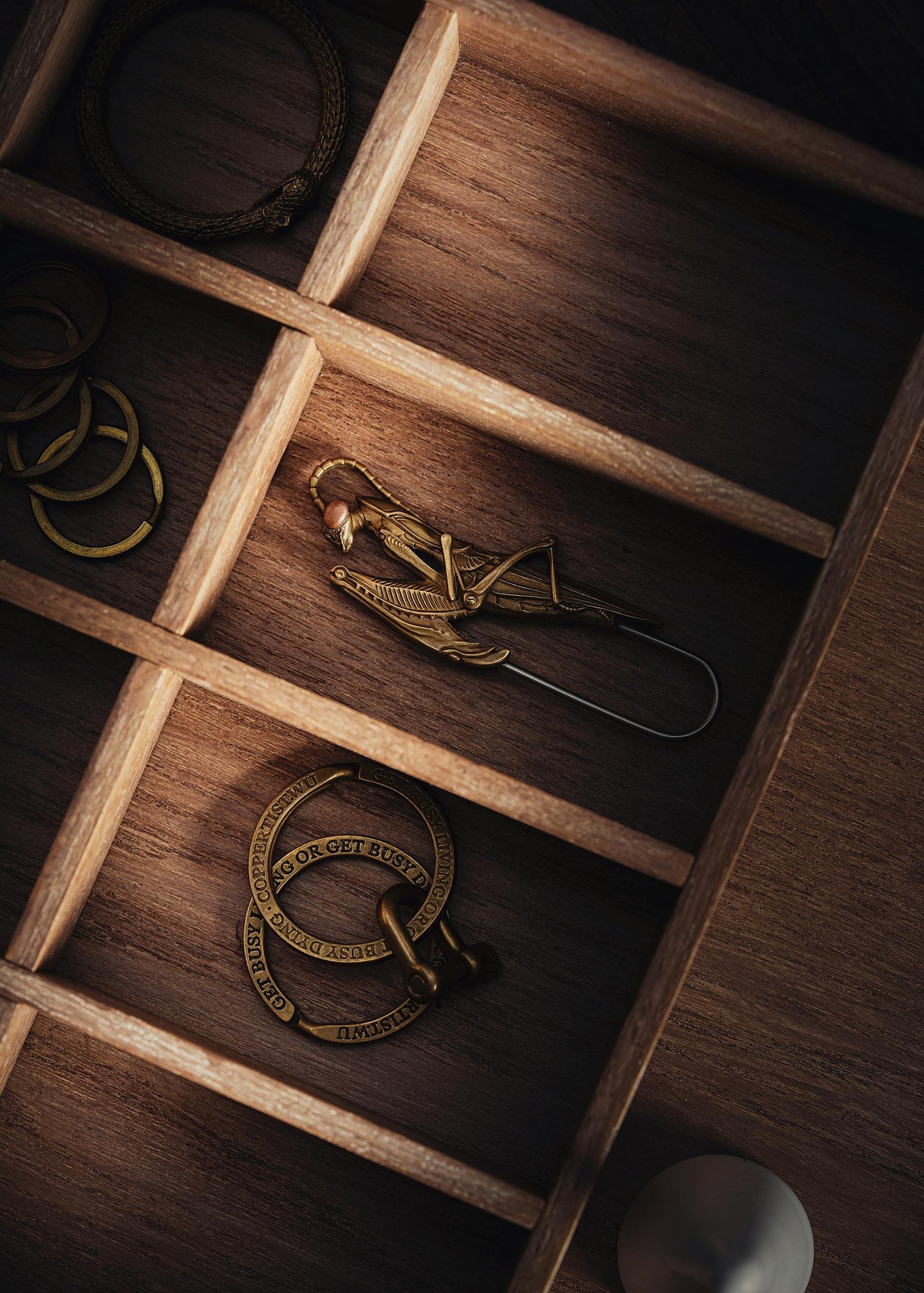 Modora accessories editorial detail