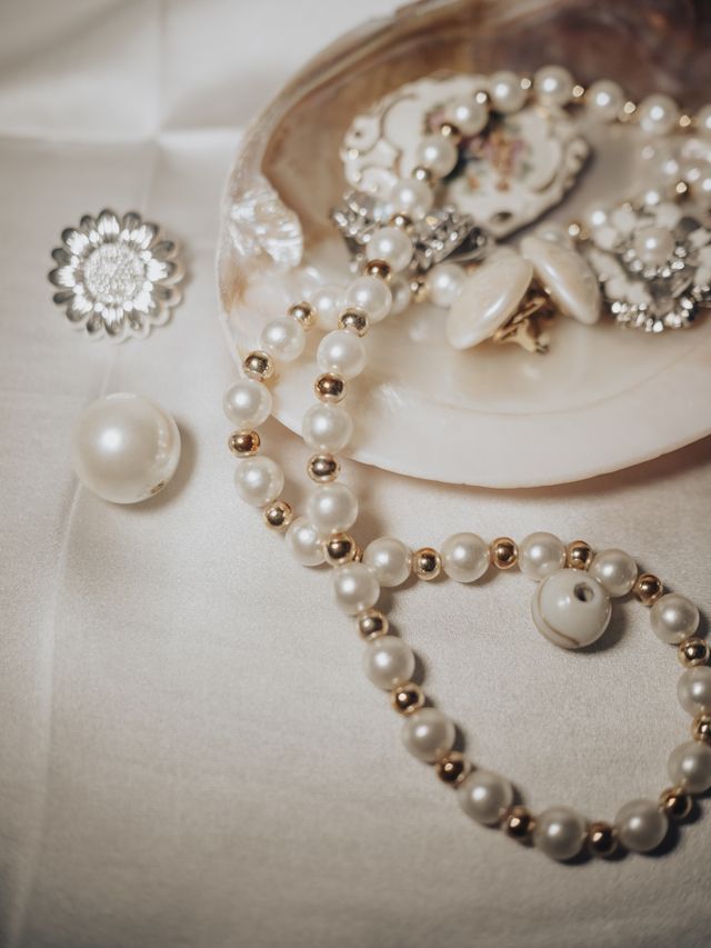 the accessory edit